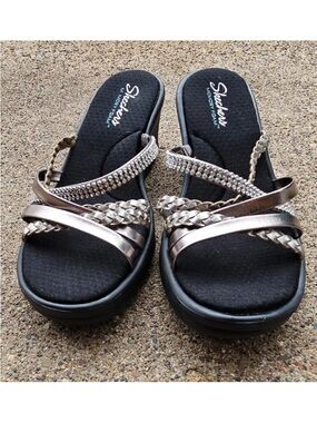Skechers Women’s Cali Rumblers Wild Child Strappy Slide Wedge Sandal Black/Pewte